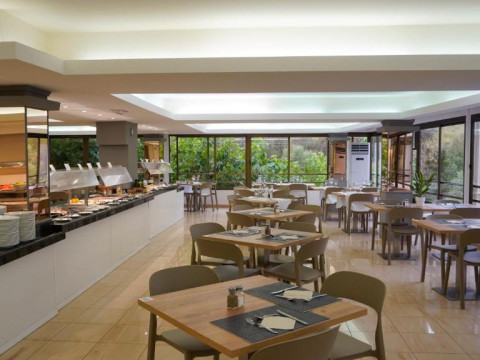 O7 Alea Hotel