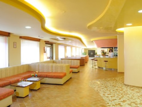 Oasis Hotel