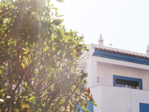Oasis Beach Apartments