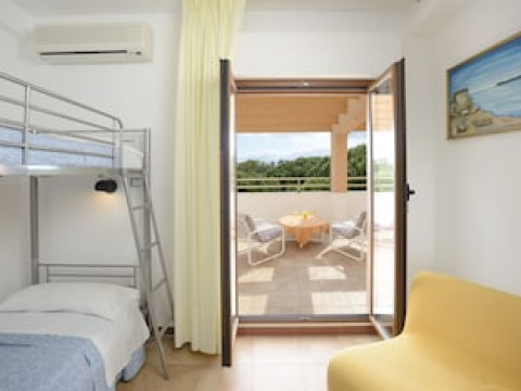 Oasis Hotel