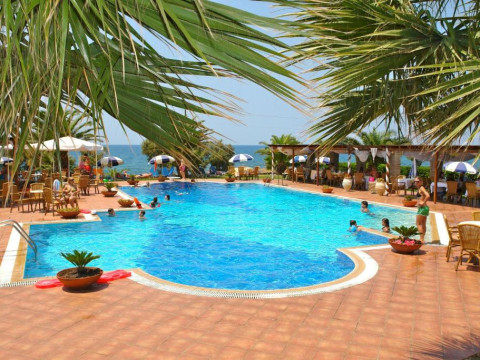 Oasis Hotel