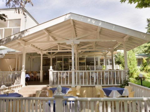 OASIS HOTEL