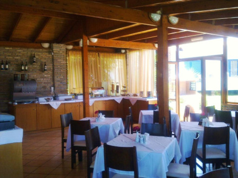 Oasis Hotel