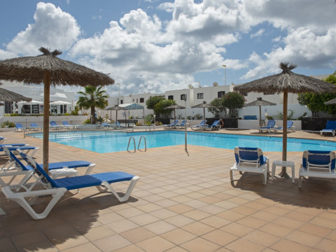 Apartamentos LIVVO Oasis