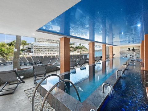 Hotel Occidental Cala Vinas