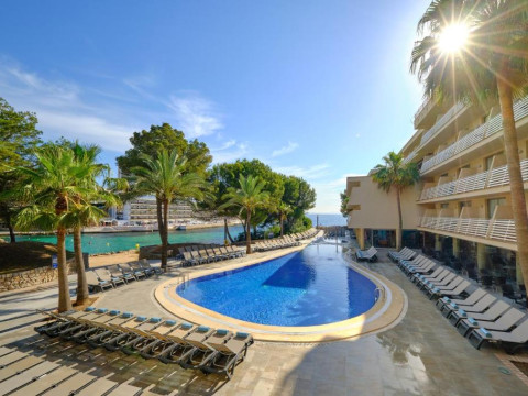 Hotel Occidental Cala Vinas