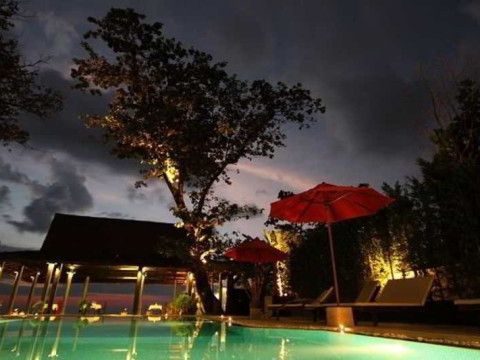 Ocean Breeze Resort Khaolak