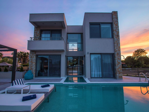 Ocean Private Villas