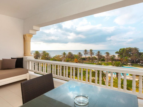 OCEANA HOTEL & SPA