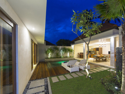 Odika Lovina House and Villa