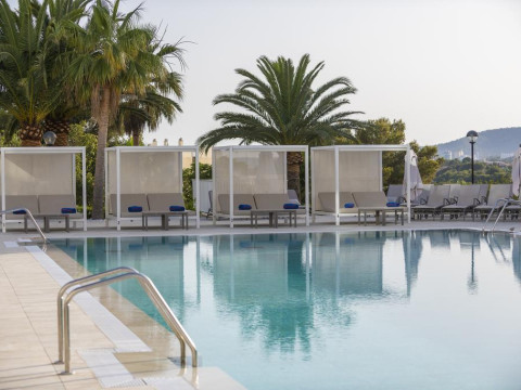 OLA TOMIR PORTALS SUITES