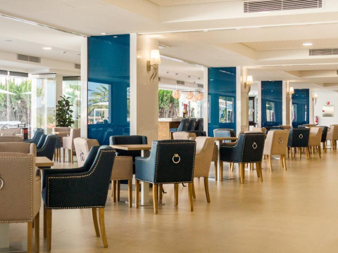 OLA TOMIR PORTALS SUITES