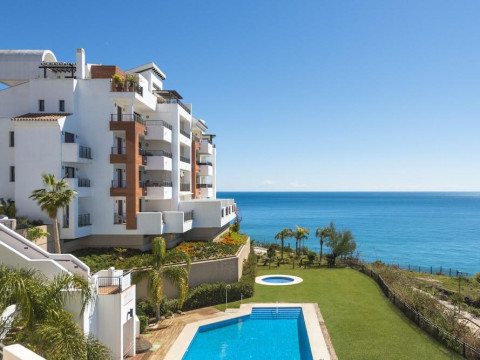 Olee Nerja Holiday Rentals by Fuerte Group