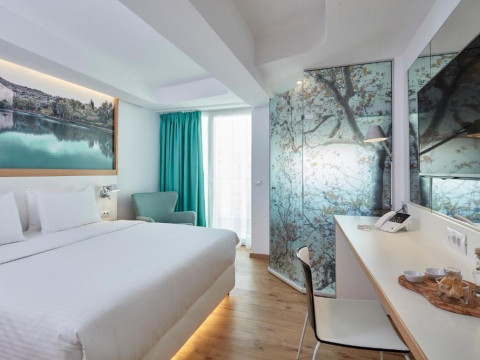 Olive Green Hotel
