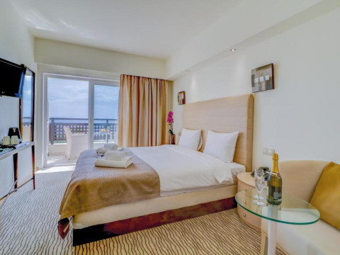 Olympian Bay Grand Resort