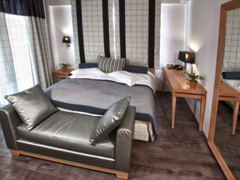 Olympus Thea Hotel