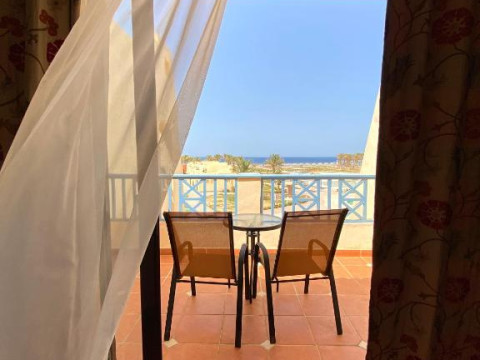 ONATTI BEACH RESORT