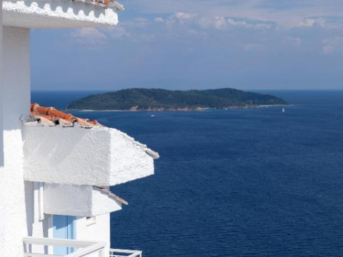 Oniro Skiathos