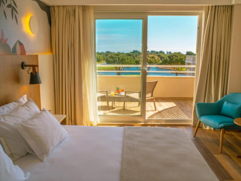 Onyria Quinta da Marinha Hotel