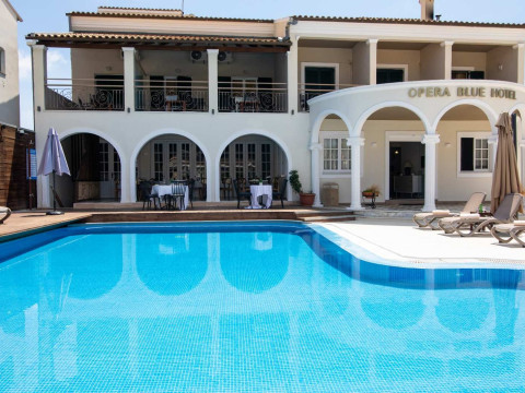 Opera Blue Hotel