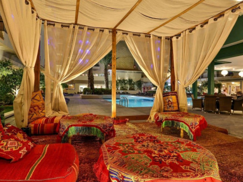 Opera Plaza Hotel & Spa 