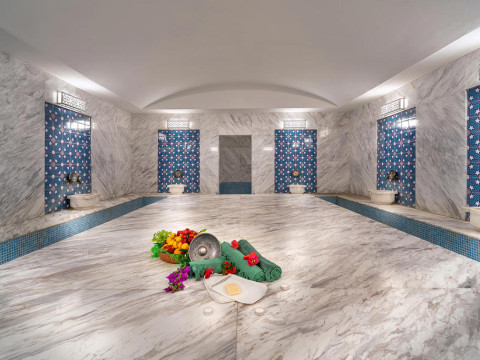 ORFEUS QUEEN HOTEL