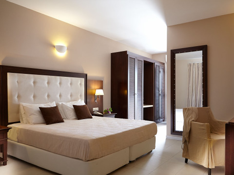 Orizontes Hotel & Villas