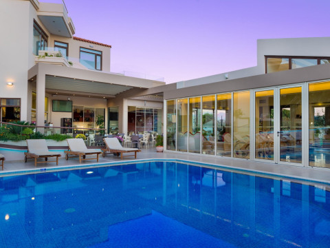 OSCAR SUITES & VILLAGE