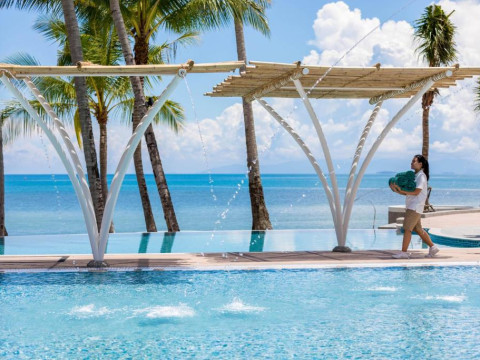 Outrigger Koh Samui Beach Resort
