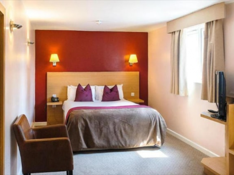 OYO Luton Hotel