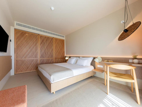 OZADI Altura Beach Resort