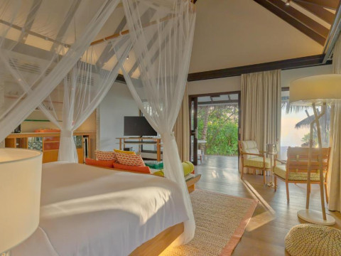 Ozen Life Maadhoo Resort