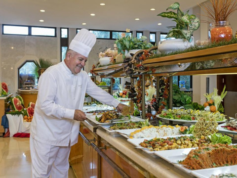 OZKAYMAK KEMER MARINA HOTEL