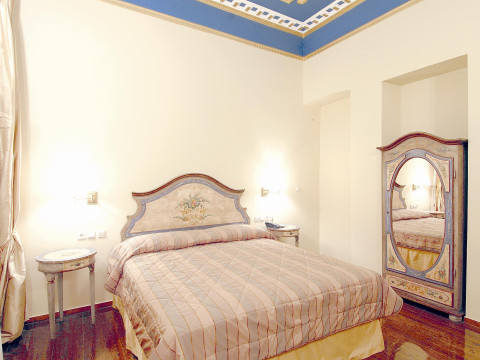 Palaiologos Luxury City Hotel