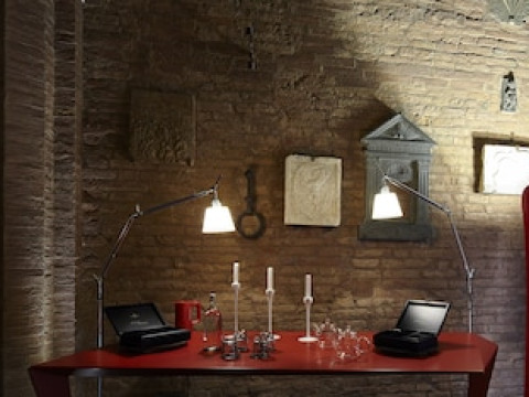 PALAZZETTO ROSSO