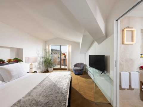 Palazzo Manfredi – Small Luxury Hotels of the World