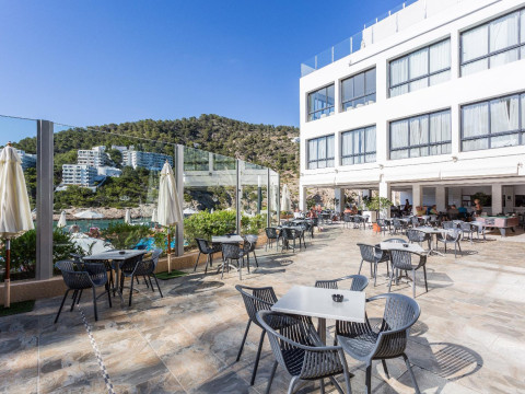 Palladium Hotel Cala Llonga - Adults Only