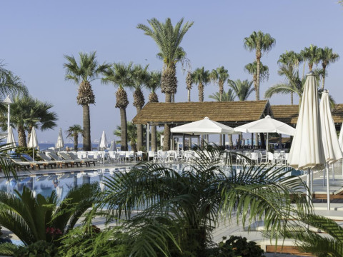 Palm Beach Hotel & Bungalows