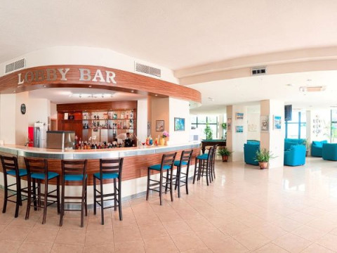 PALM BEACH HOTEL