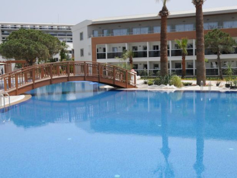 GHT Oasis Park
