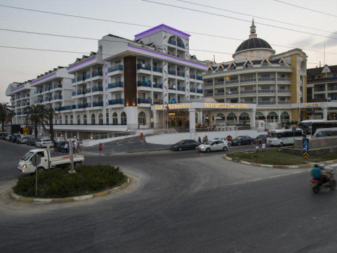 PALM WORLD RESORT  SPA