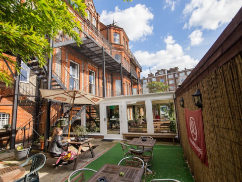 Palmers Lodge Swiss Cottage