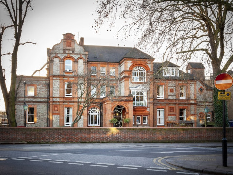 Palmers Lodge Swiss Cottage