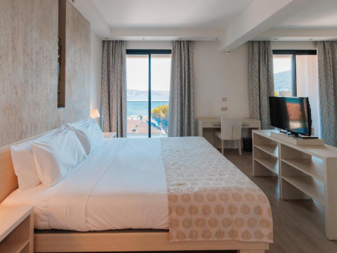 Palmon Bay Hotel & Spa
