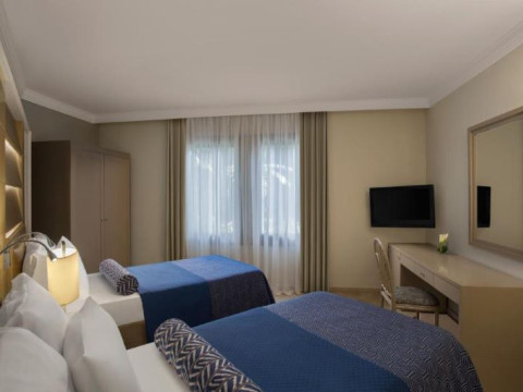 Paloma Renaissance Antalya Beach Resort