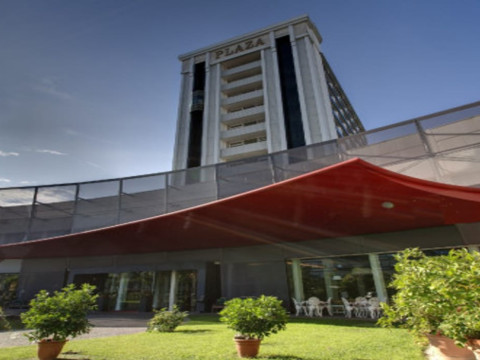 Panoramic Hotel Plaza