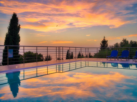 Panoramic Sunset Studios