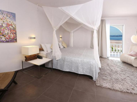 PANTOKRATOR HOTEL - BARBATI