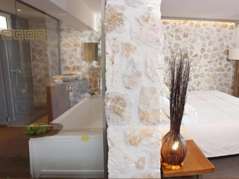 PANTOKRATOR HOTEL - BARBATI