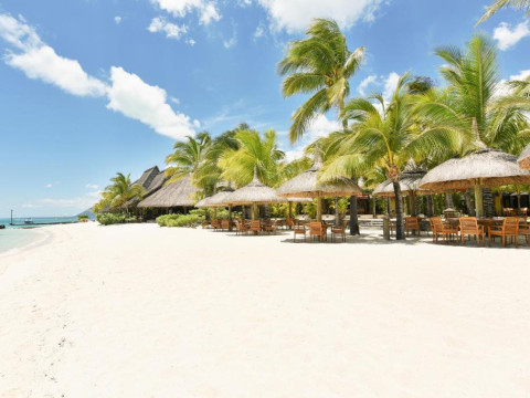 Paradis Beachcomber Golf Resort and Spa